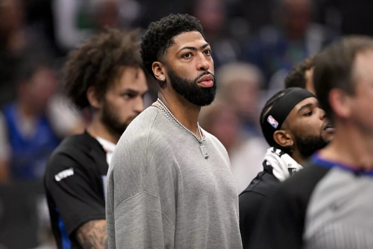 Nov 19, 2025; Dallas, Texas, USA; Dallas Mavericks forward Anthony Davis (3) looks on from the bench during the second half against the New York Knicks at the American Airlines Center. Mandatory Credit: Jerome Miron-Imagn Images