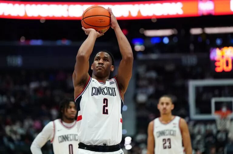 UConn Huskies guard Silas Demary Jr. (2) shoots a free-throw against the Bryant Bulldogs in the second half at Peoples Bank Arena.