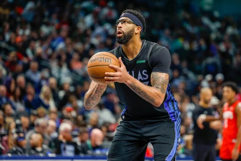 Anthony Davis trade rumors are flying around and the Atlanta Hawks could be involved