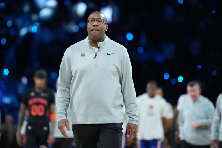Dec 16, 2025; Las Vegas, Nevada, USA; New York Knicks head coach Mike Brown during the Emirates NBA Cup Final at T-Mobile Arena. Mandatory Credit: Kirby Lee-Imagn Images