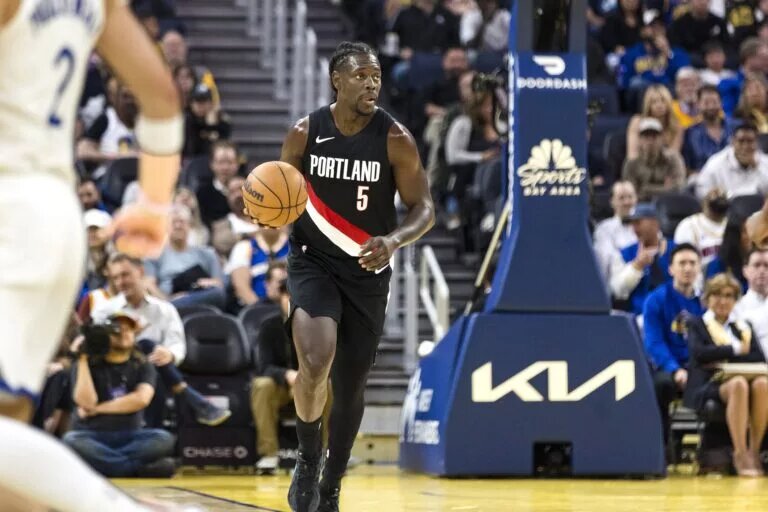 Portland Trail Blazers guard Jrue Holiday