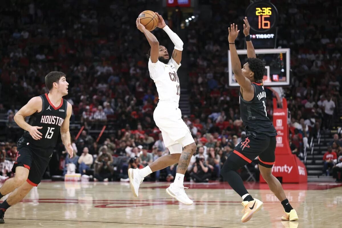 Darius Garland is one star guard in Rockets trade rumors.