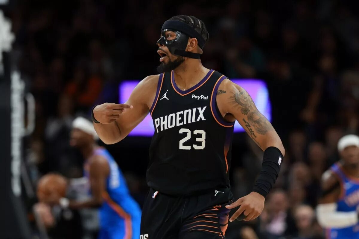 Phoenix Suns guard Jordan Goodwin (23) reacts against the Oklahoma City Thunder in the first half at Mortgage Matchup Center.