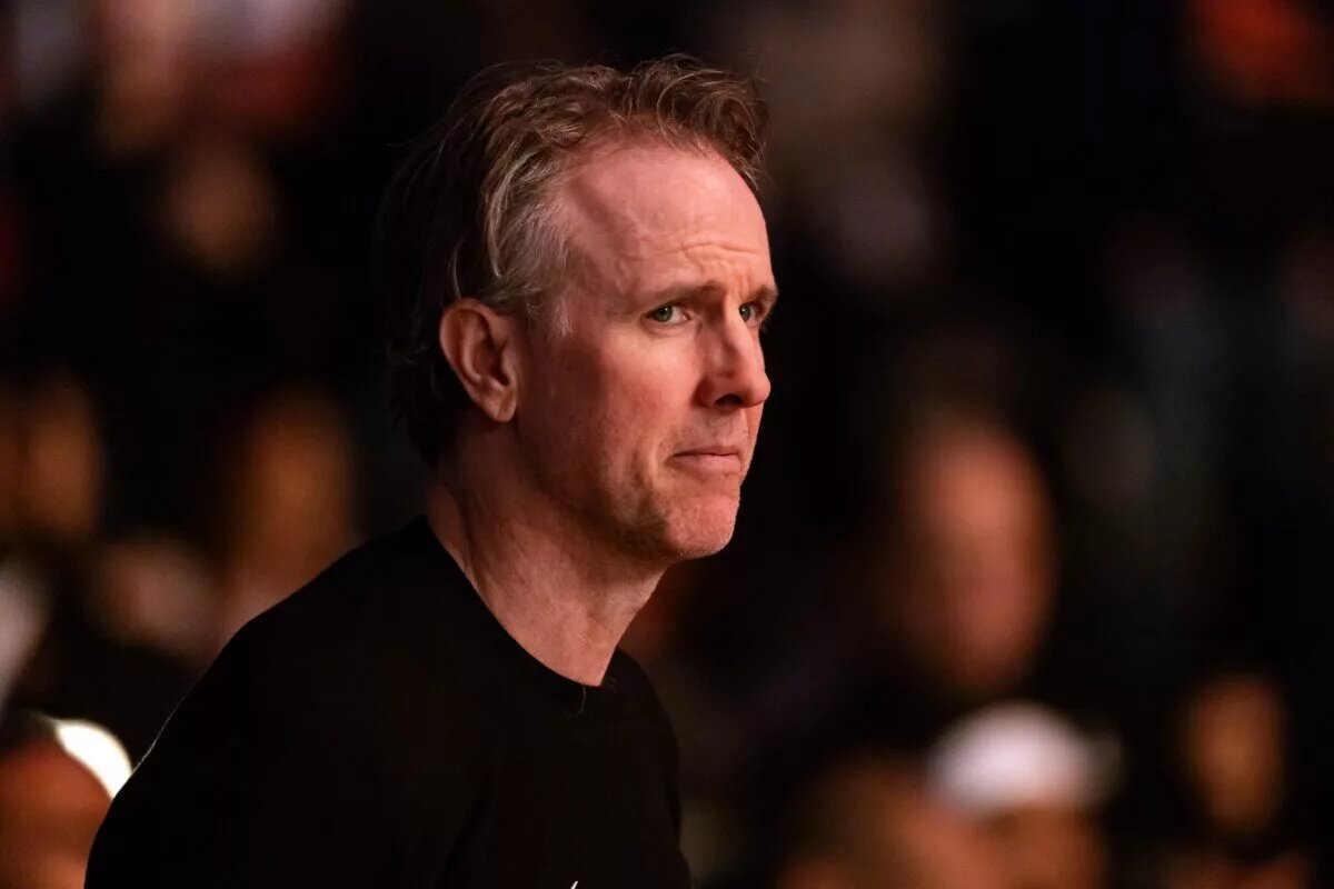 Jan 11, 2026; Phoenix, Arizona, USA; Washington Wizards head coach Brian Keefe against the Phoenix Suns at Mortgage Matchup Center. Mandatory Credit: Mark J. Rebilas-Imagn Images