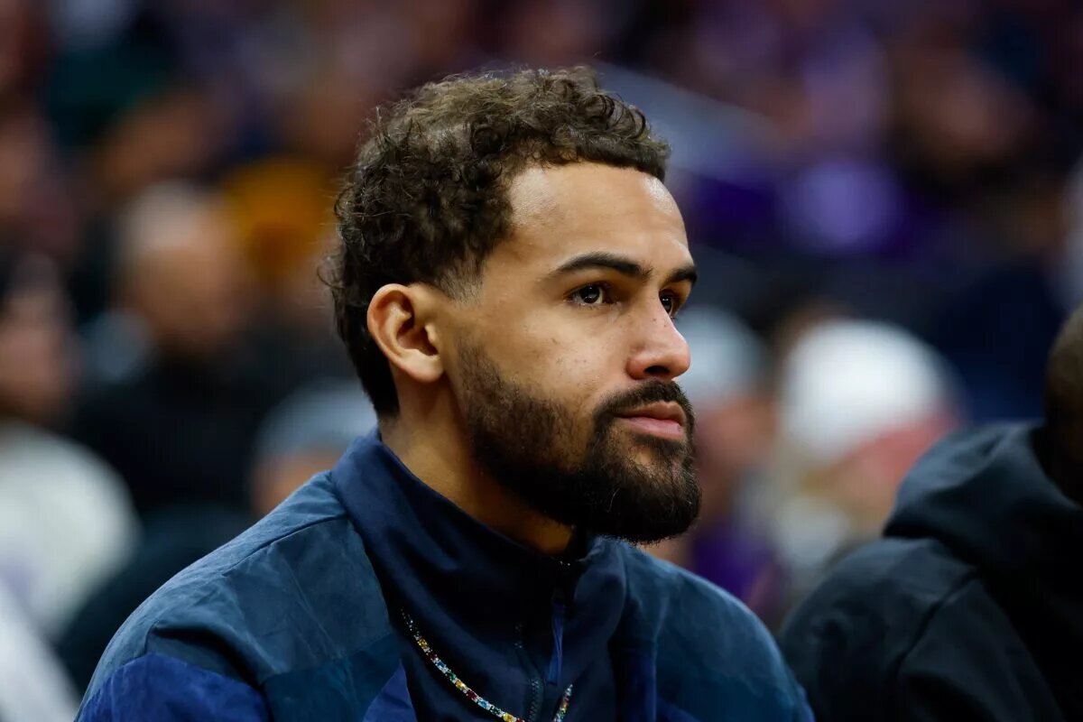 Jan 16, 2026; Sacramento, California, USA; Washington Wizards guard Trae Young (3) sits on the bench during the second quarter against the Sacramento Kings at Golden 1 Center. Mandatory Credit: Sergio Estrada-Imagn Images