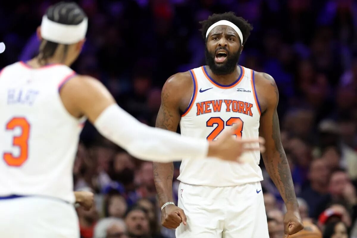The New York Knicks are looiking to upgrade their backcourt before the trade deadline.