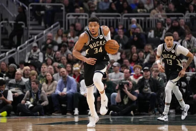 The Bucks have only one way to keep Giannis Antetokounmpo