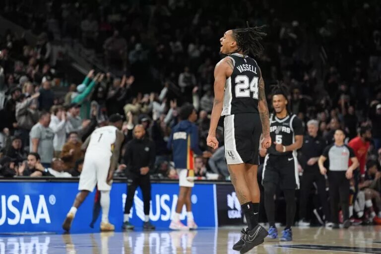 San Antonio Spurs guard Devin Vassell (24) celebrates in the second half against the New Orleans Pelicans at Frost Bank Center.