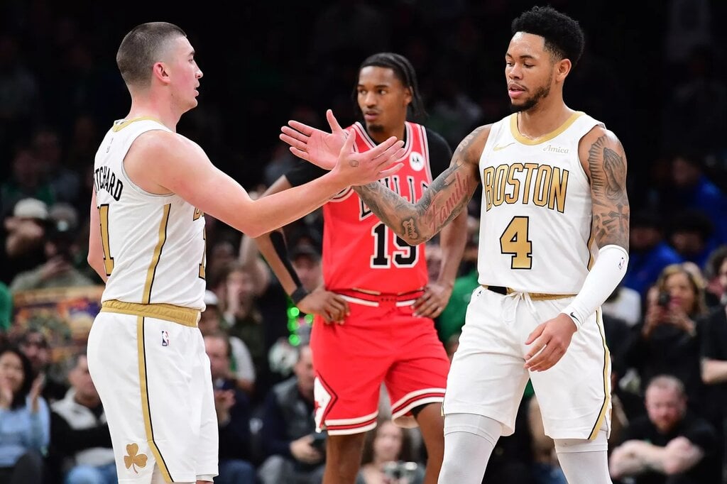 The Celtics have traded Anfernee Simons to Chicago for Bulls' Nikola Vucevic