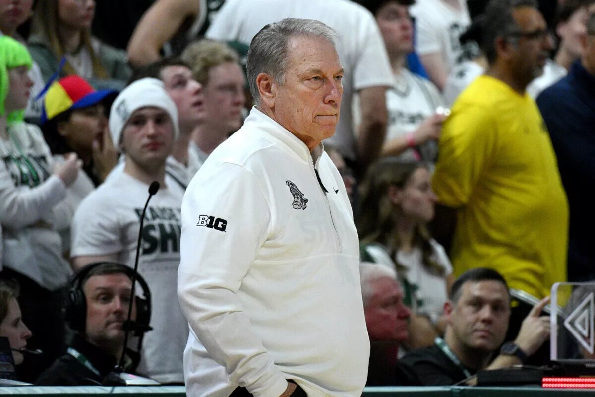Michigan State's Tom Izzo stands on the sidelines at the Breslin Center