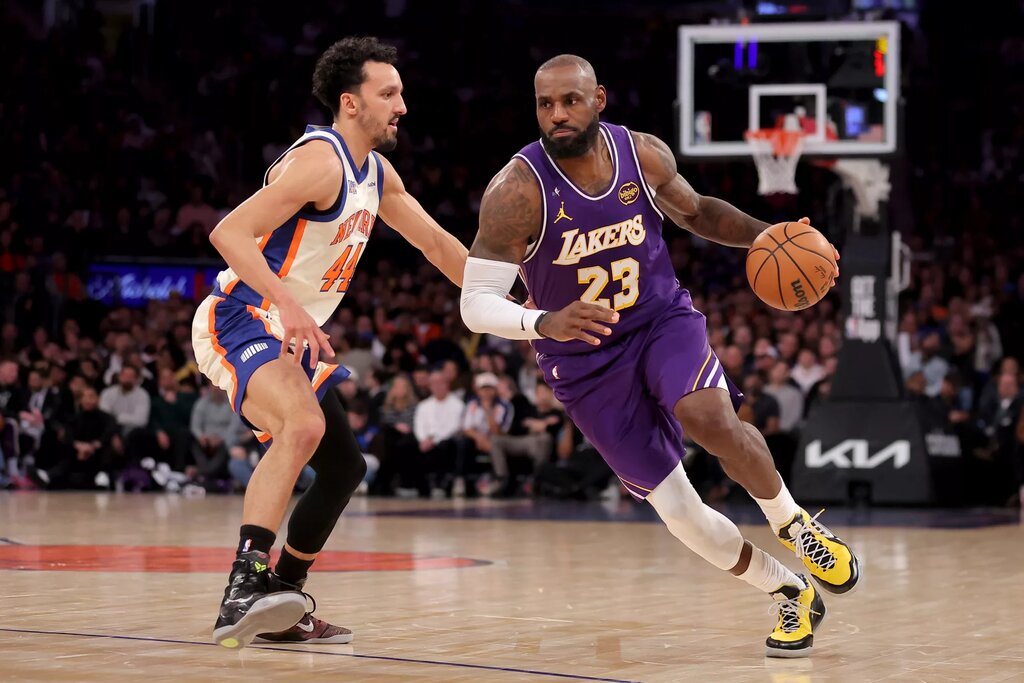 Lakers Could Add 60 Percent 3 Point Wing For Next To Nothing