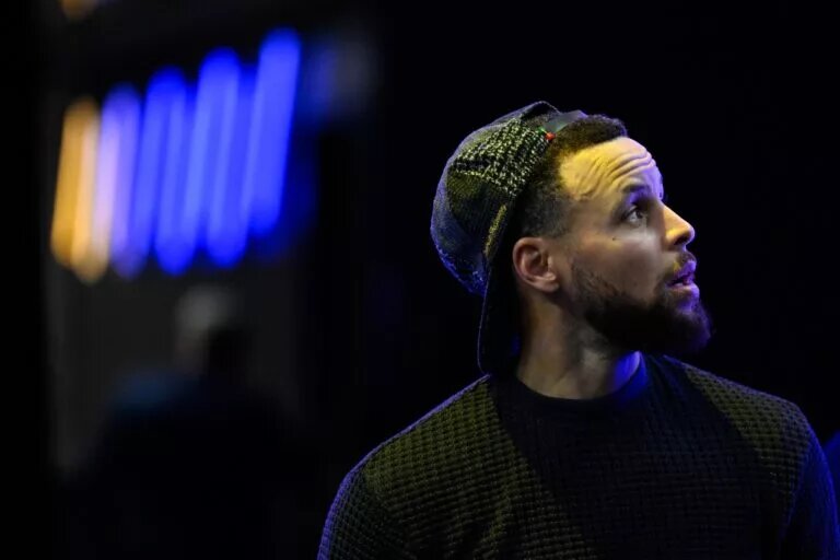 Feb 11, 2026; San Francisco, California, USA; Golden State Warriors guard Stephen Curry (30) takes the court before the game against the San Antonio Spurs at Chase Center. Mandatory Credit: Eakin Howard-Imagn Images