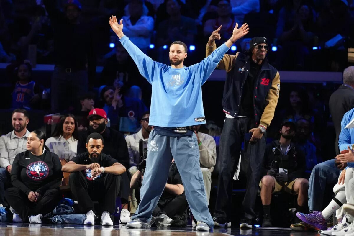 Feb 15, 2026; Inglewood, California, USA; Team USA Stripes guard Stephen Curry (30) of the Golden State Warriors reacts in game three against Team World during the 75th NBA All Star Game at Intuit Dome. Mandatory Credit: Kirby Lee-Imagn Images