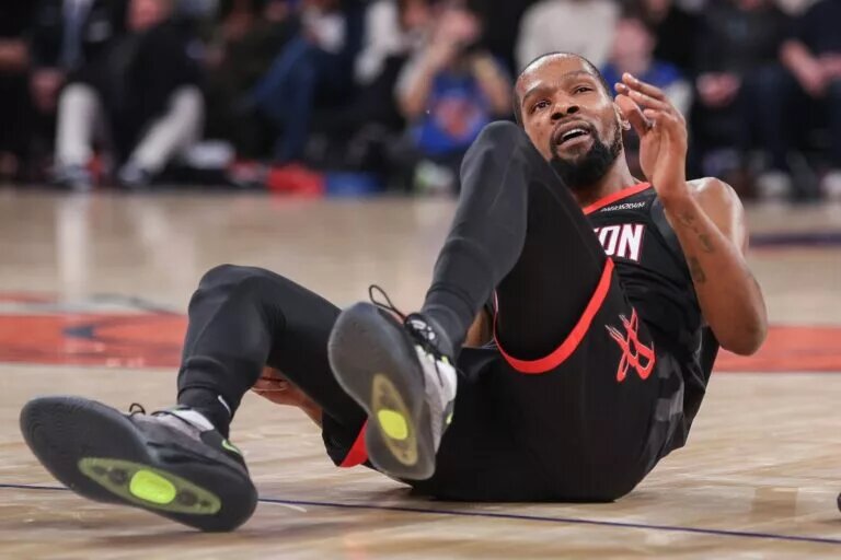 Kevin Durant contributes to low Rockets' player speed.