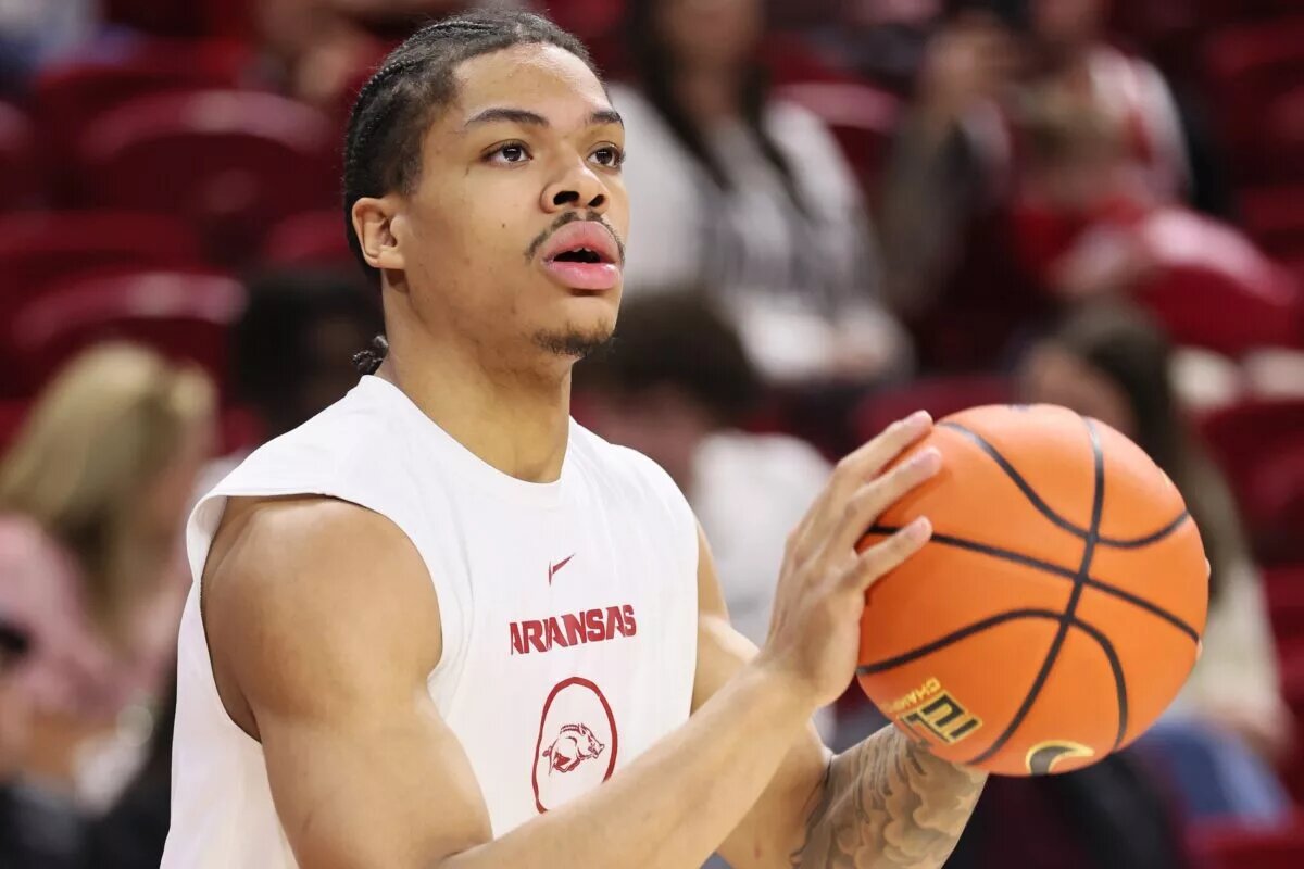 Arkansas Razorbacks guard Darius Acuff Jr. prior to the game against the Texas A&M Aggies at Bud Walton Arena.