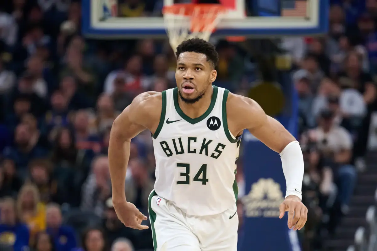 Jan 7, 2026; San Francisco, California, USA; Milwaukee Bucks forward Giannis Antetokounmpo (34) runs back on defense against the Golden State Warriors during the second quarter at Chase Center. Mandatory Credit: Robert Edwards-Imagn Images.