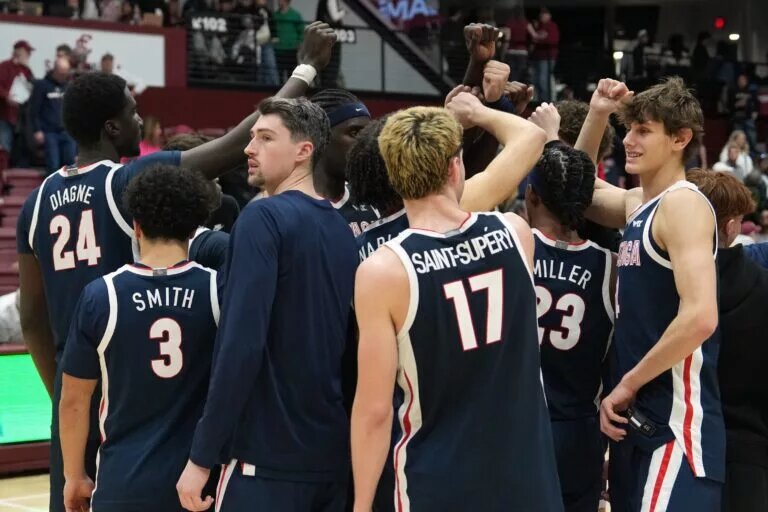 The Gonzaga Bulldogs and Saint Mary's Gaels look to continue their dominance of the WCC tournament.