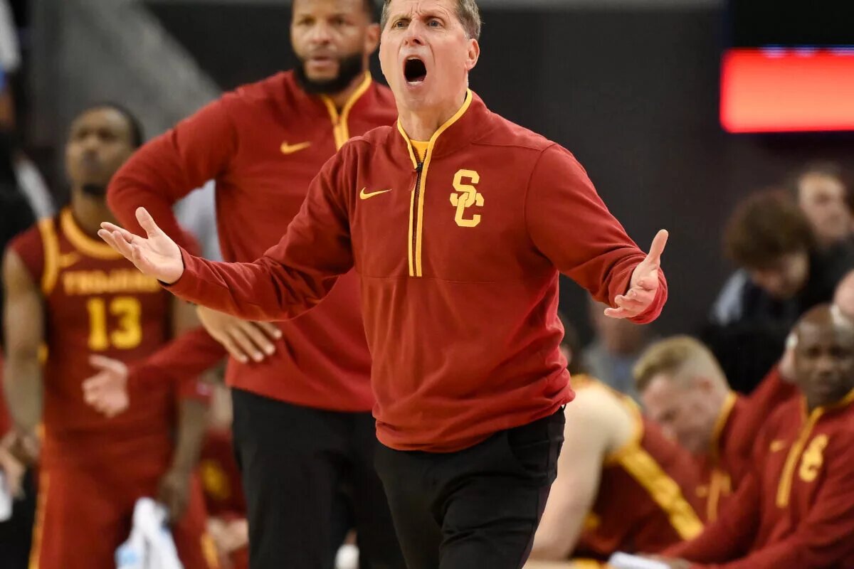 USC head coach Eric Musselman reacts during a game for the Trojans