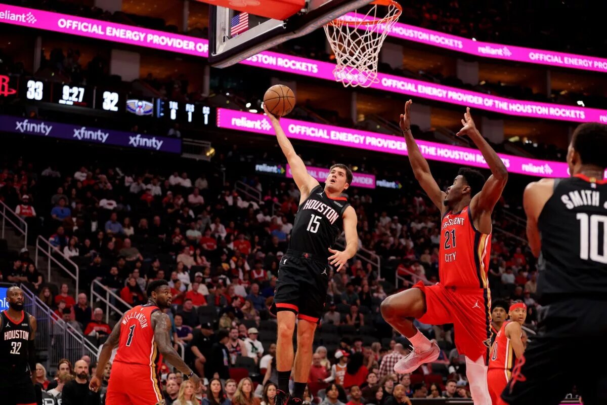 The Rockets' Reed Sheppard versus the Pelicans.