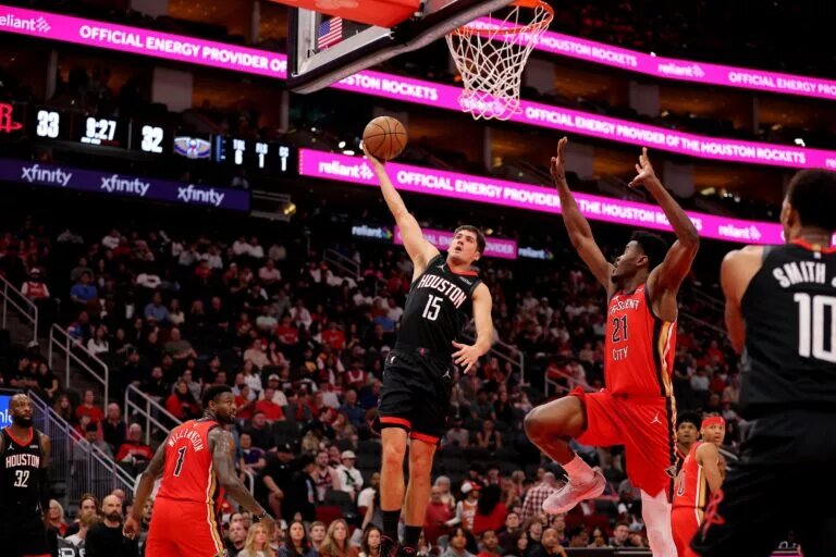 The Rockets' Reed Sheppard versus the Pelicans.