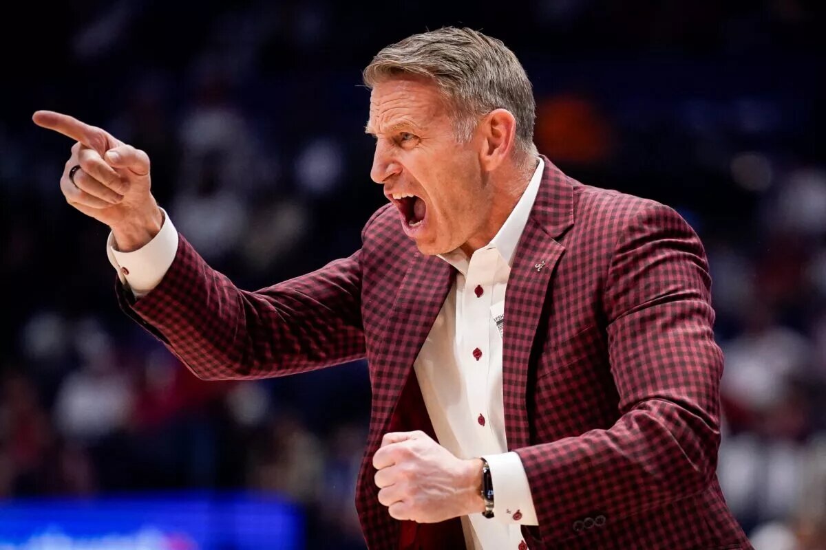 The Alabama Crimson Tide won't have their second-leading scorer, Aden Holloway, when they open the 2026 NCAA Tournament.