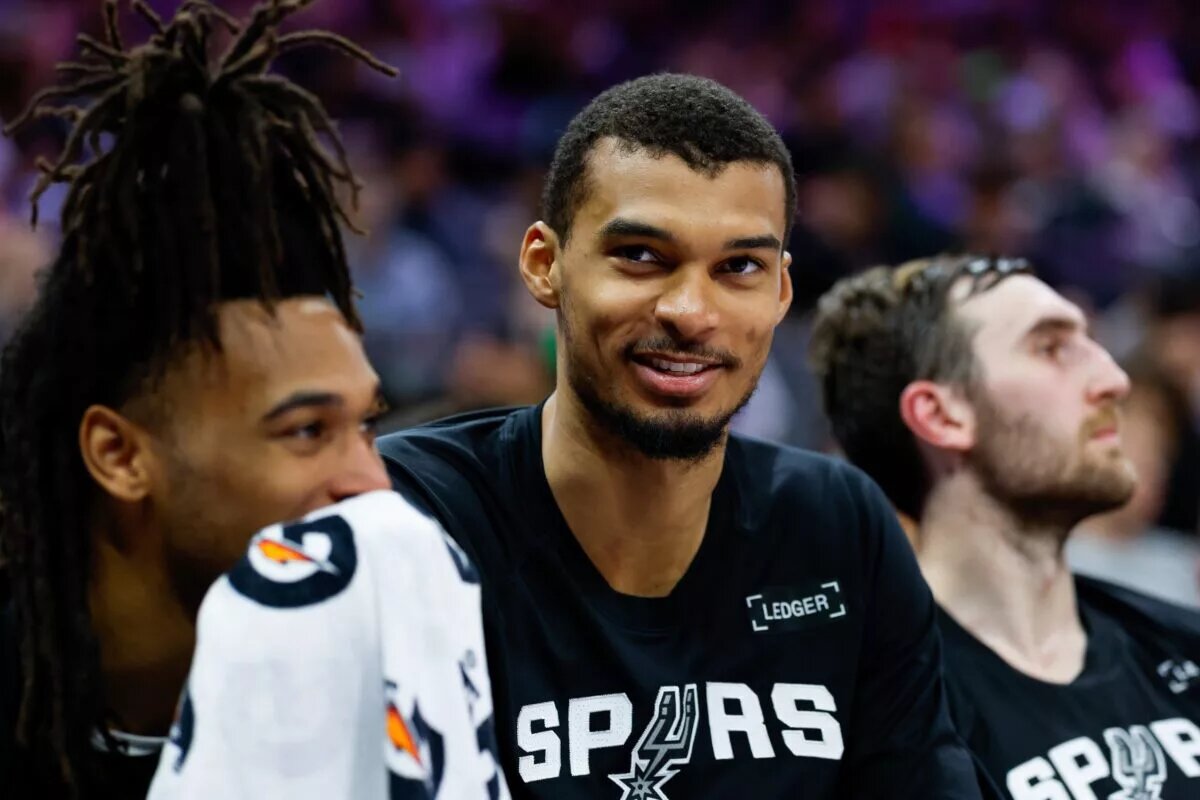 Mar 17, 2026; Sacramento, California, USA; San Antonio Spurs forward Victor Wembanyama (1) reacts on the bench during the fourth quarter against the San Antonio Spurs at Golden 1 Center. Mandatory Credit: Sergio Estrada-Imagn Images