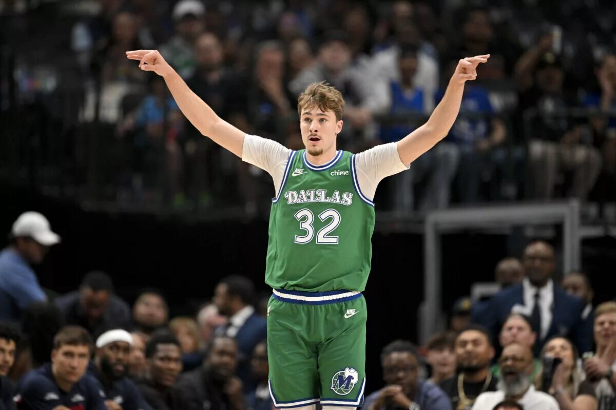 Mar 21, 2026; Dallas, Texas, USA; Dallas Mavericks forward Cooper Flagg (32) celebrates during the first quarter against the LA Clippers at the American Airlines Center. Mandatory Credit: Jerome Miron-Imagn Images