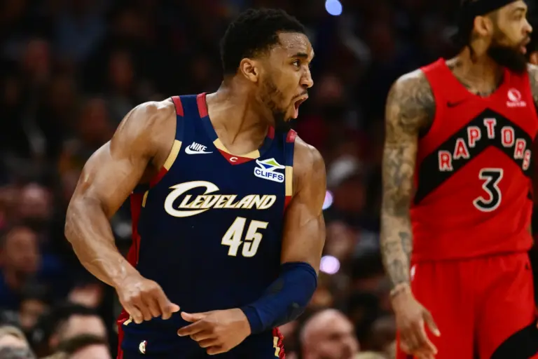 The Cleveland Cavaliers took a tentative 1-0 lead in their first round NBA playoff series against the Toronto Raptors