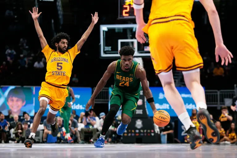 Potential 2026 first-round draft pick Tounde Yessoufou will play for the St. John's Red Storm after withdrawing from the NBA draft.