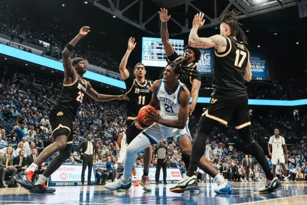 Kentucky Wildcats forward Jayden Quaintance (21) is surrounded by the Missouri defense during SEC college basketball Wednesday night at Rupp Arena in Lexington, Kentucky January 7, 2026.
