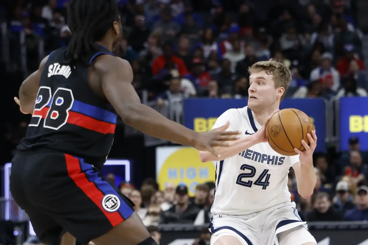 Mar 13, 2026; Detroit, Michigan, USA; Memphis Grizzlies guard Cam Spencer (24) is defended by Detroit Pistons forward Isaiah Stewart (28) in the second half at Little Caesars Arena. Mandatory Credit: Rick Osentoski-Imagn Images. The Detroit Pistons traded Isaiah Stewart to make a bigger move.