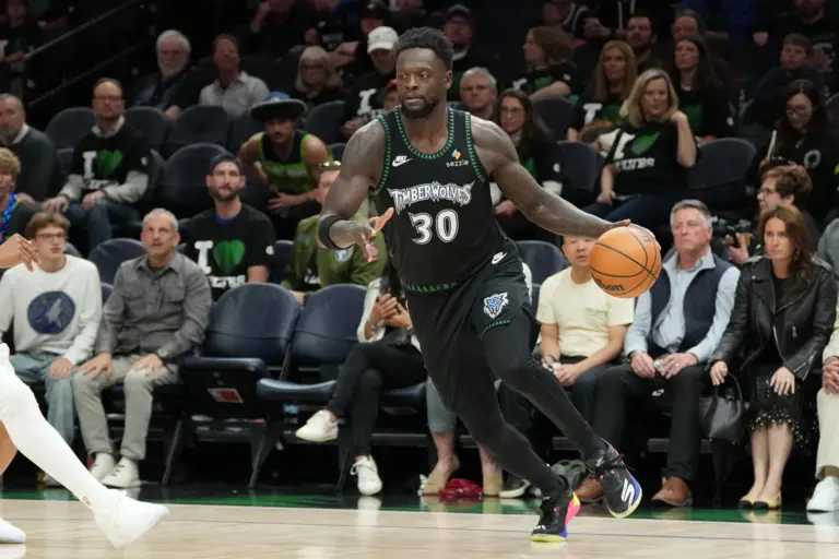 Julius Randle is on the move once again. This time Randle is headed to the Brooklyn Nets in a surprising 3-team trade that also involved the Bulls.