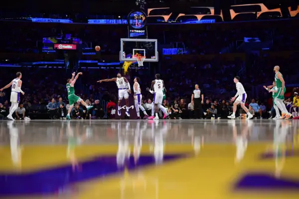 Lakers, Celtics, Clippers, Nets To Battle For 40-Percent Flamethrower