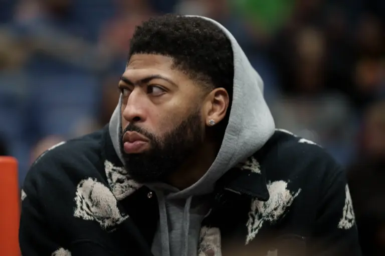 Could Anthony Davis be a better Timberwolves trade target than Giannis Antetokounmpo? Lower cost and roster flexibility may favor Minnesota.