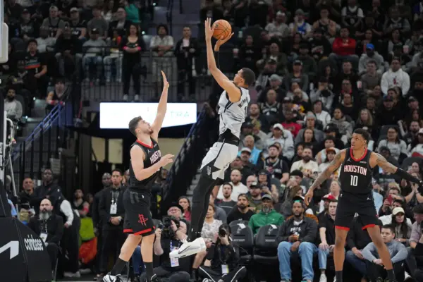 Is the Shiny New Stretch Five Era Leaving the Houston Rockets Behind?
