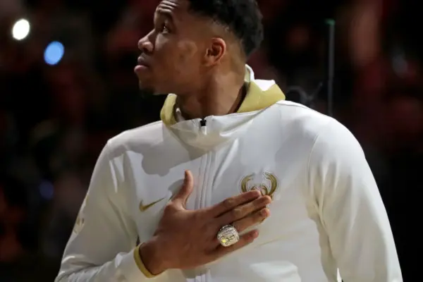 The Shocking Giannis Antetokounmpo And Cam Boozer Opportunity the Bucks Quietly Blundered Away