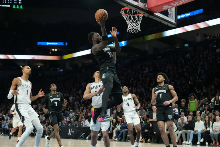 Minnesota’s offseason messaging keeps circling back to its younger core. That pattern raises serious questions about Julius Randle’s future.