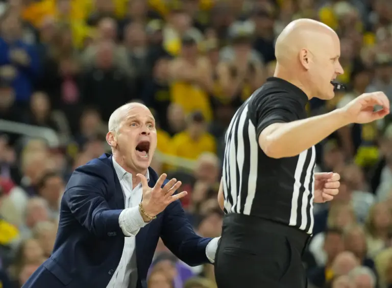 UConn coach Dan Hurley goes berserk.