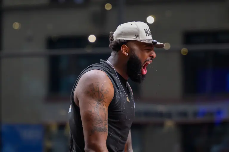 The Boston Celtics have ended the New York Knicks' chances at fully running it back. They signed Mitchell Robinson to a three-year contract on Wednesday.