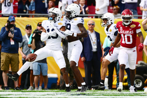 Penn State struggled in the 2022 Outback Bowl. Losing to Arkansas 10-24. The Nittany Lions young defense had a strong first half.