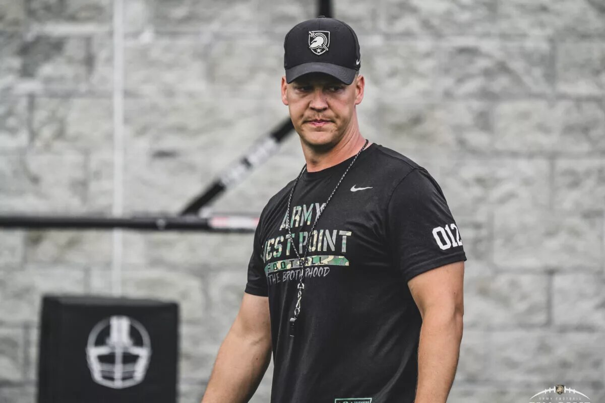 Army Black Knights Fullback Coach Blake Powers