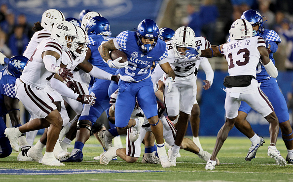 Kentucky Defeats Mississippi State 27-17
