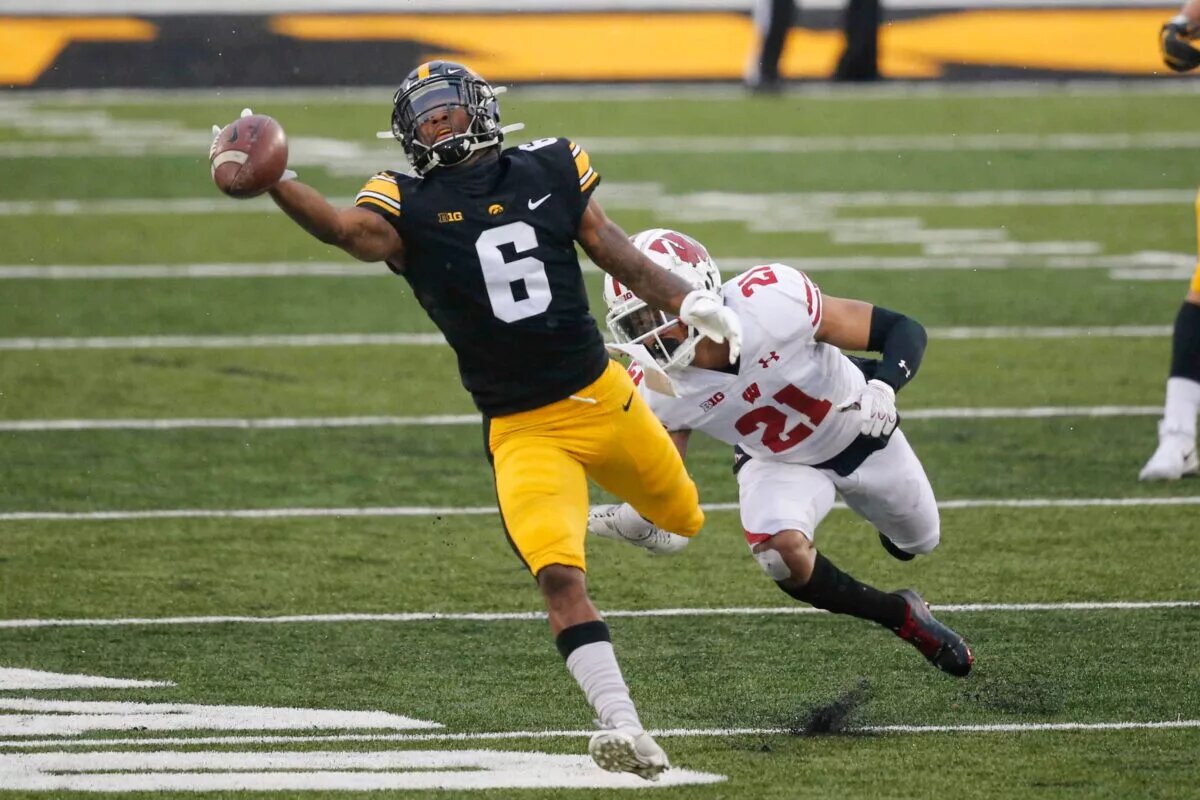 Hawkeye Super Bowl