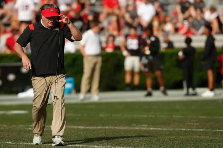 Las Vegas and the online sports books released SEC East Win Totals for the 2023 season. It looks to be a good season for Georgia.
