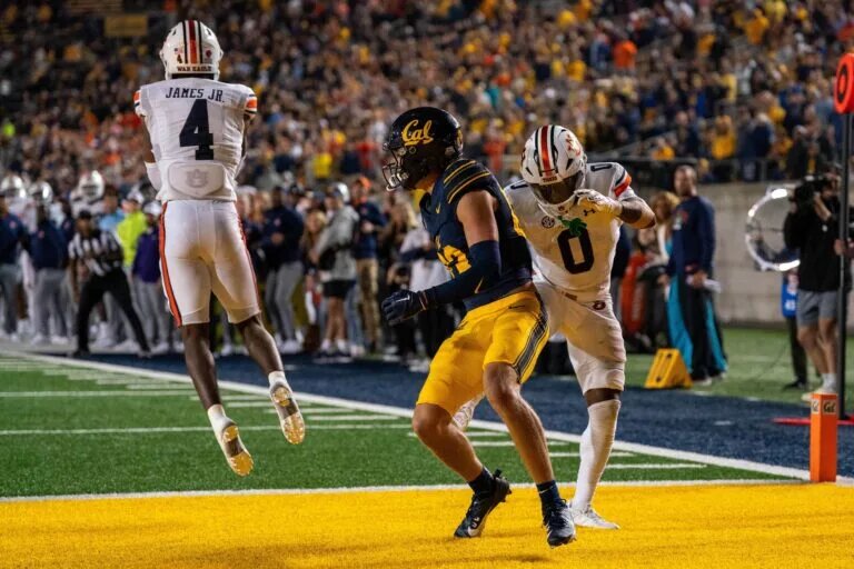 Auburn Cal 14-10