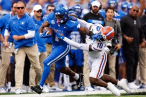 Kentucky dominates Florida 33-14. The Wildcats accomplished something they hadn't done in 70 years with their big win over the Gators.