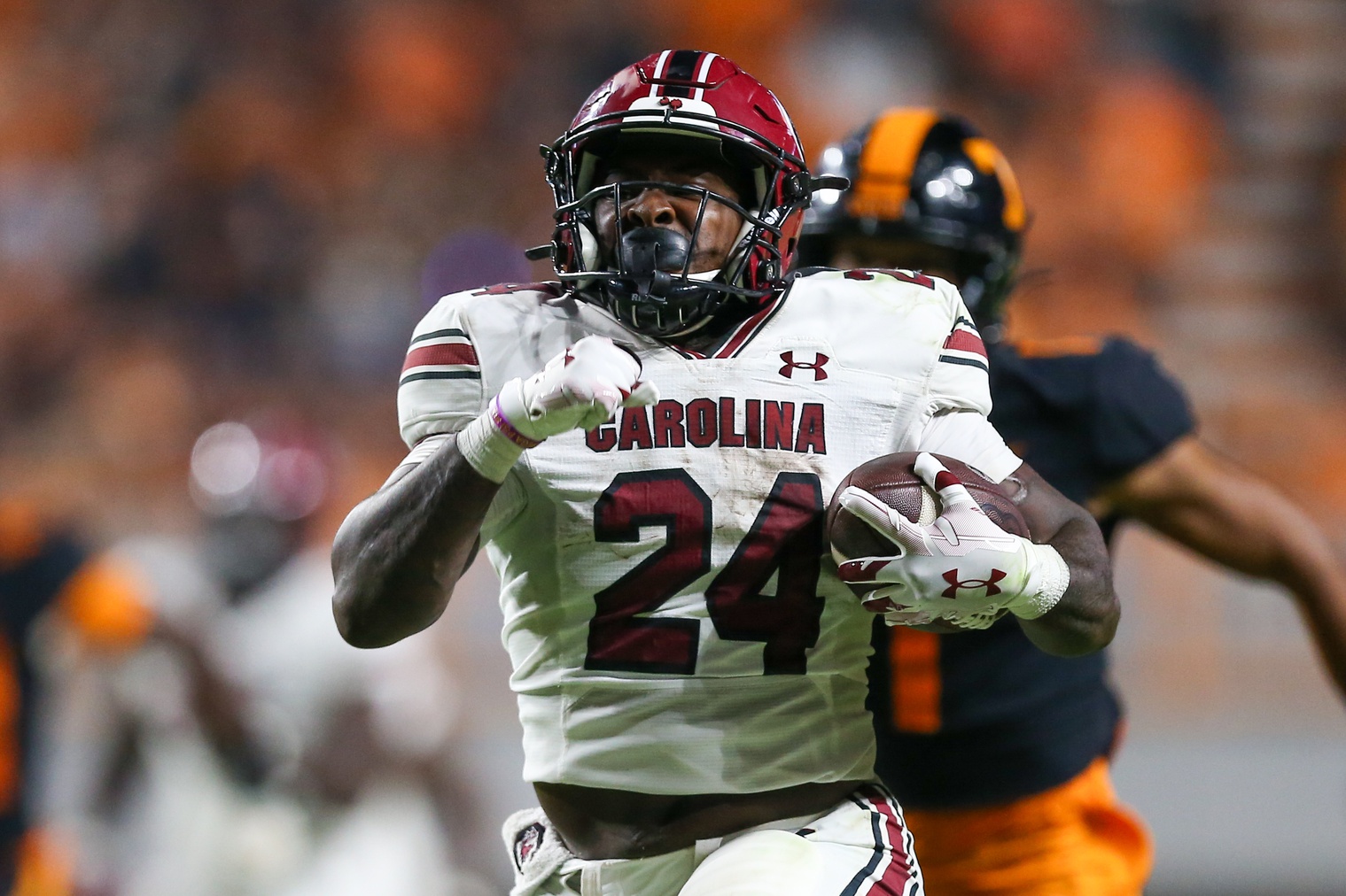 South Carolina matches up with Florida on Saturday. Before diving into the Gamecocks, Florida's Strengths and Weaknesses deserve a look.