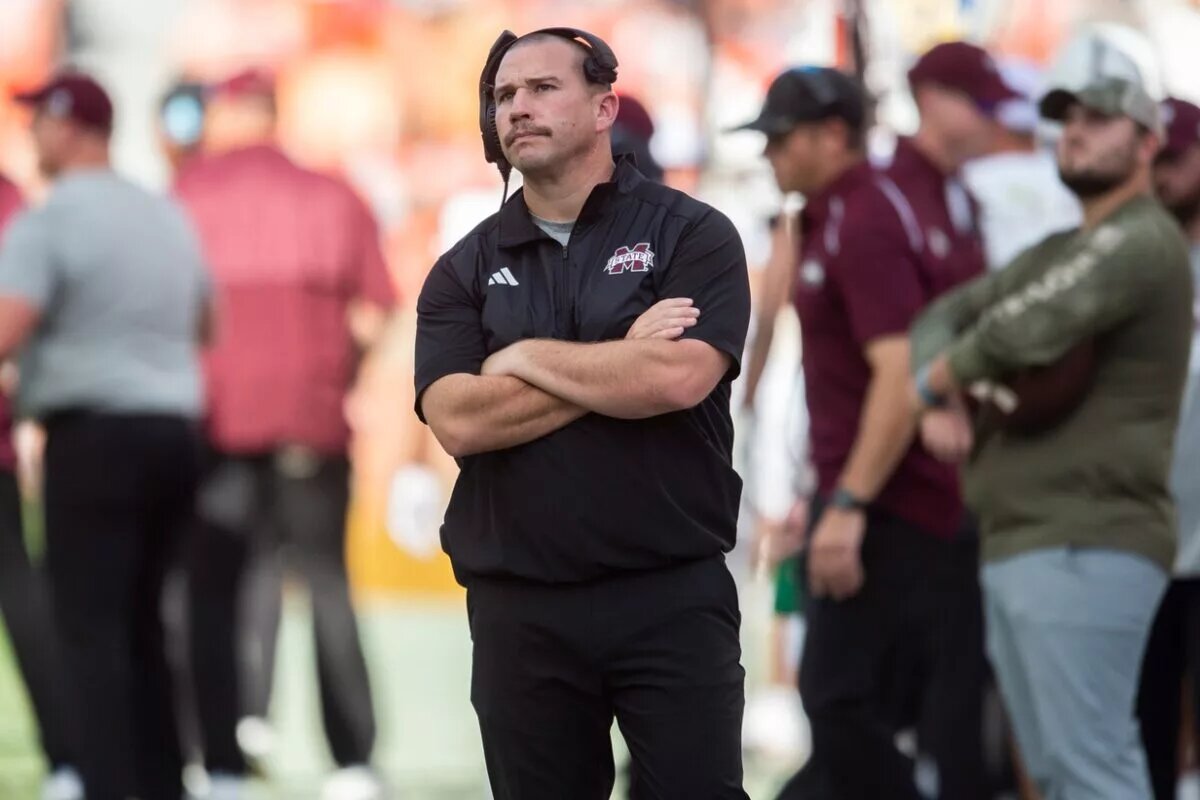 Arnett Out as Head Coach