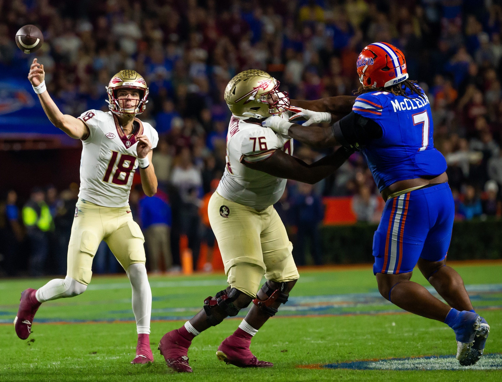 Florida State Stays in playoff hunt