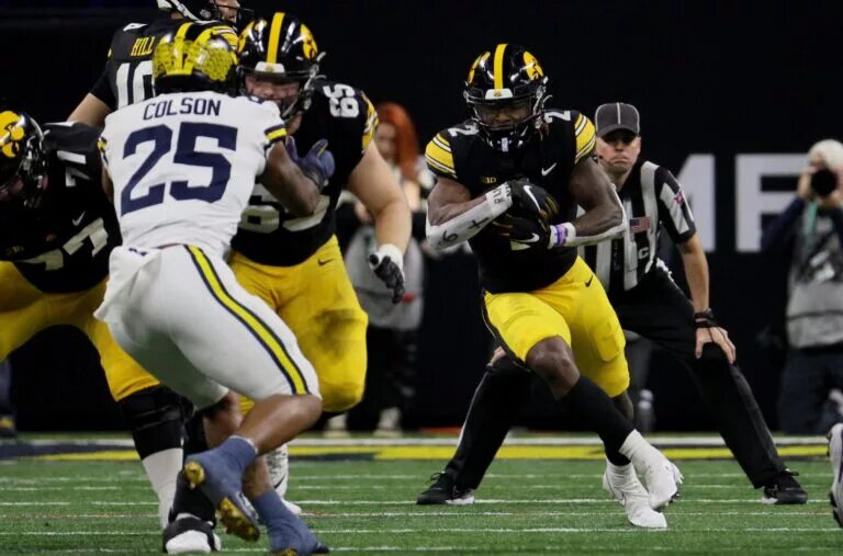 Iowa Offensive Coordinator